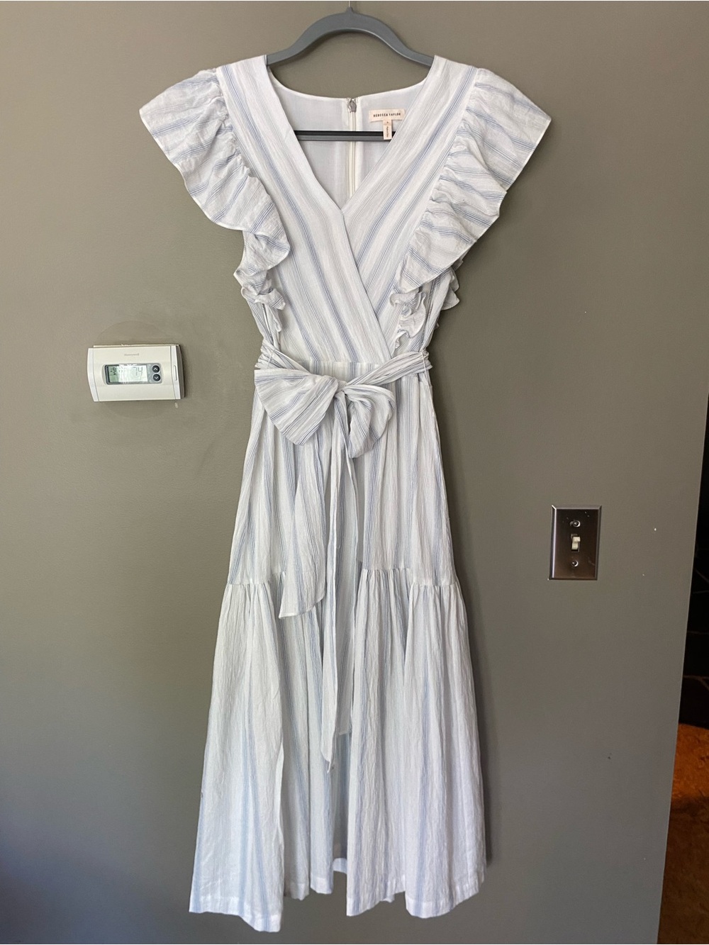 REBECCA TAYLOR Cream and Blue Yarn-Dye Stripe Ruffle Midi Dress Size 6 - Picture 2 of 8